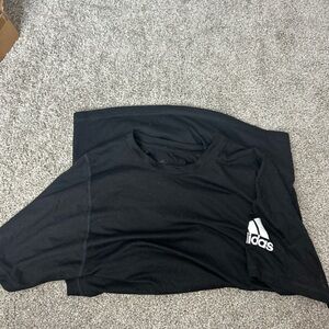 Adidas dry fit tshirt size medium black